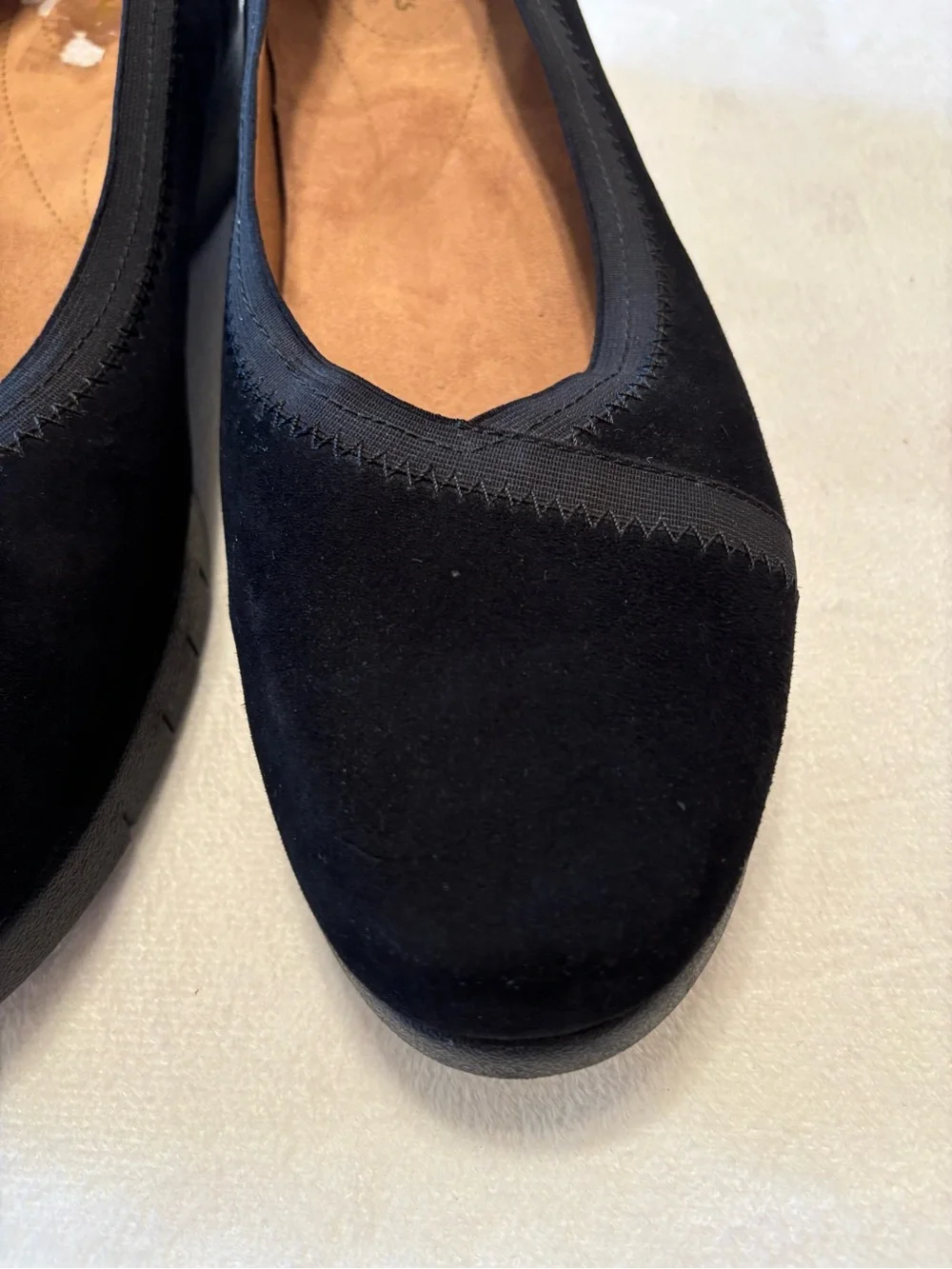 Clarks Daelyn Hill Black Suede Wedges